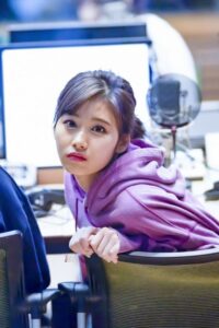 TWICE(トゥワイス)サナは社交的？優しくて天然という噂の性格を分析